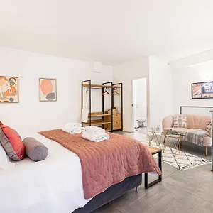 https://apt-spacious-90sqm-zen-latin-district-notre-dame.fr-paris.fr